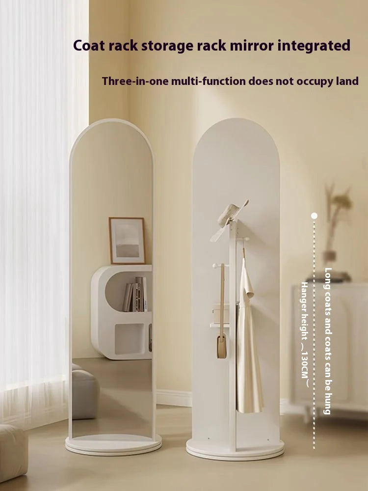 Gold Arched Full-Length Mirror – Standing Boutique Mirror for Dressing Rooms